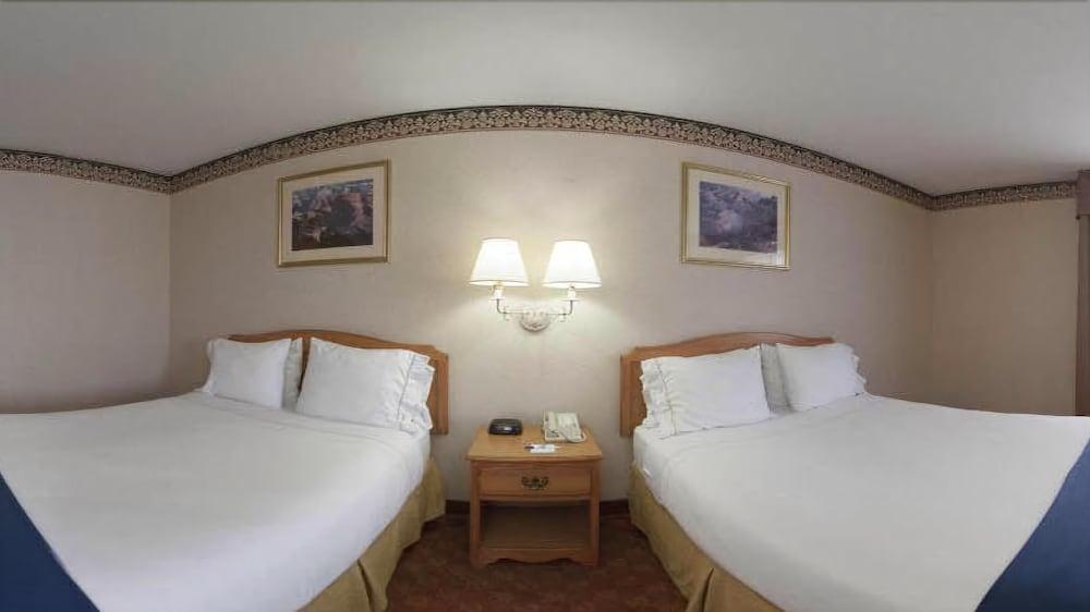 Holiday Inn Express Hotel & Suites Wauseon By Ihg Dış mekan fotoğraf