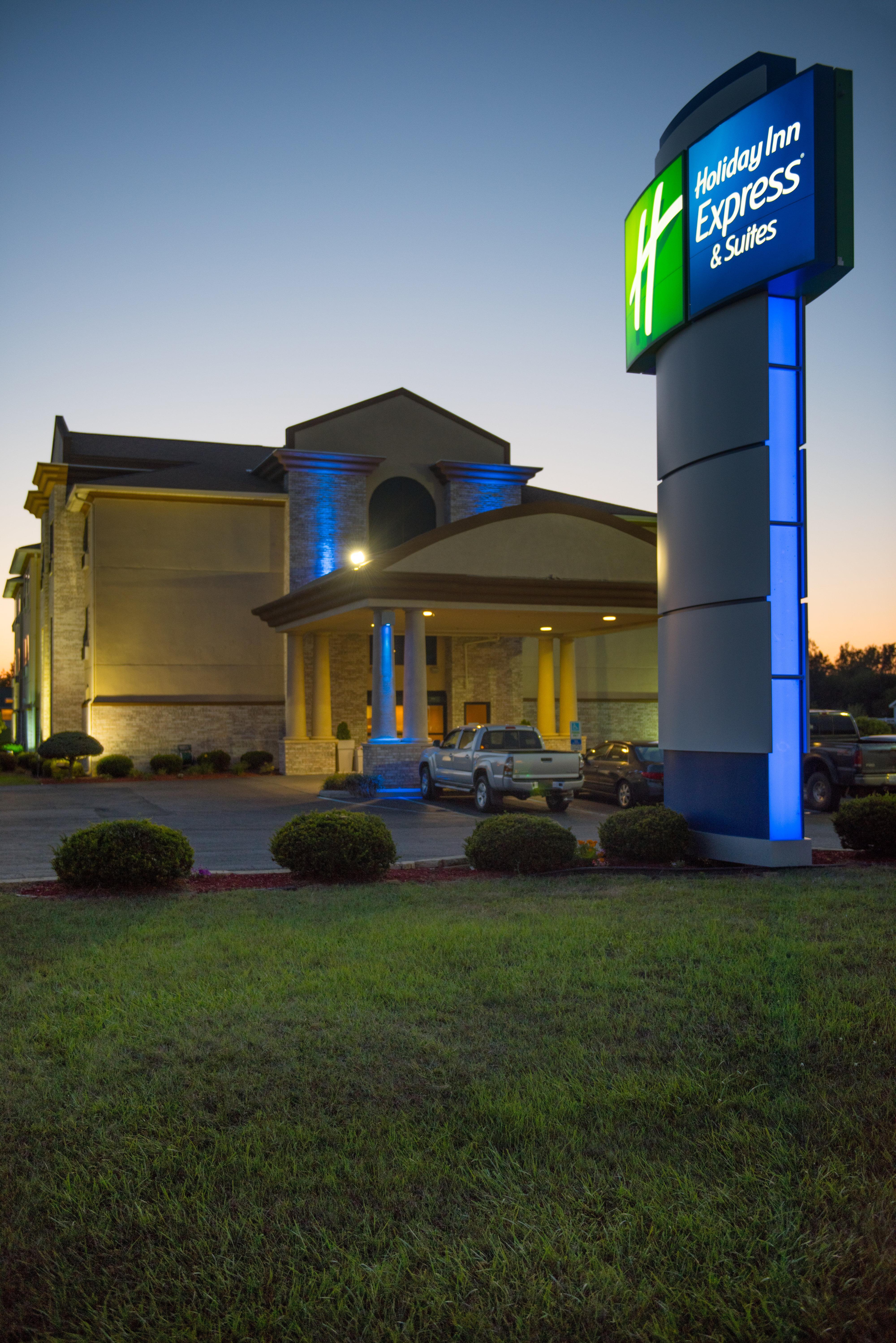 Holiday Inn Express Hotel & Suites Wauseon By Ihg Dış mekan fotoğraf
