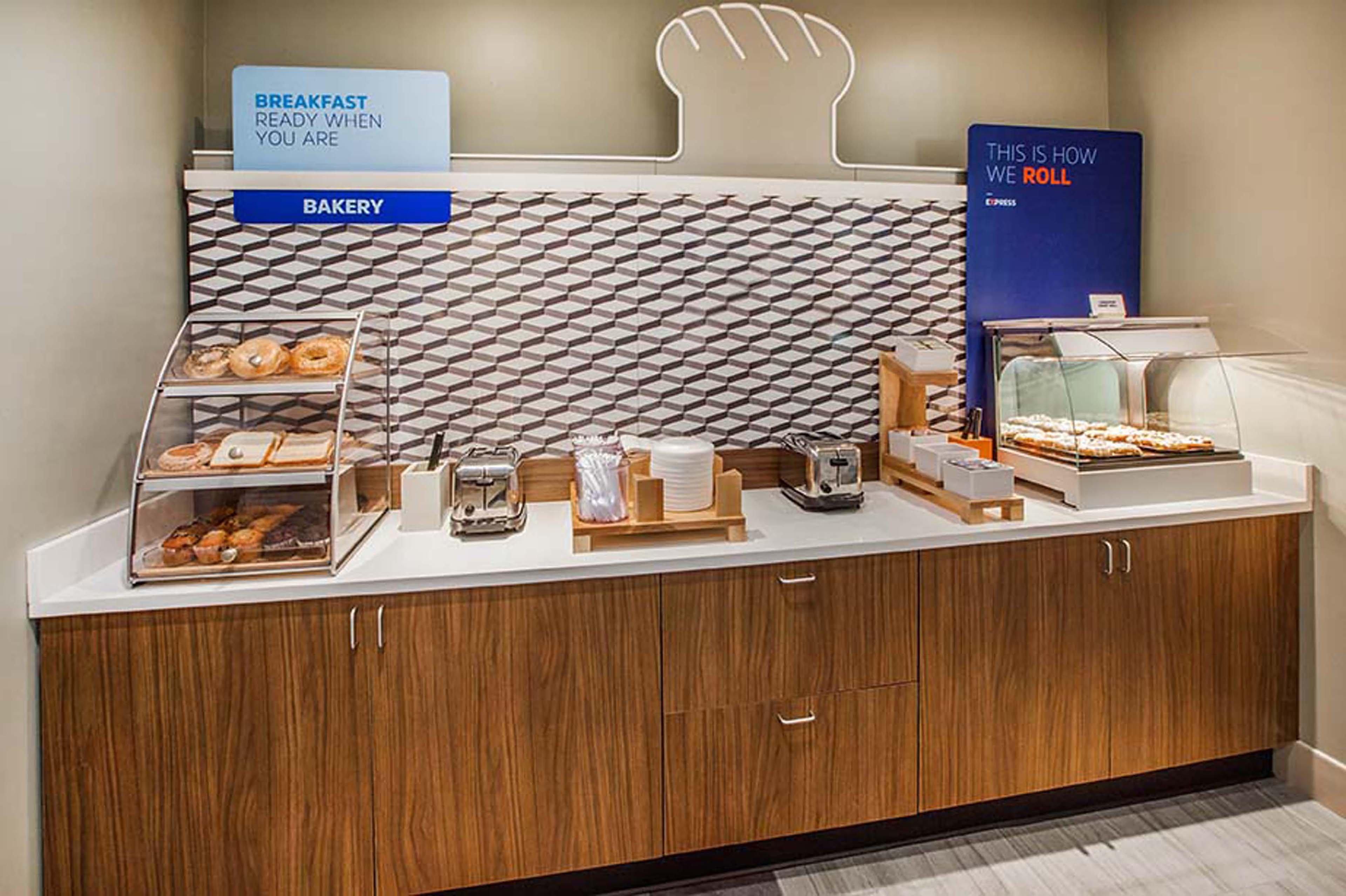 Holiday Inn Express Hotel & Suites Wauseon By Ihg Dış mekan fotoğraf