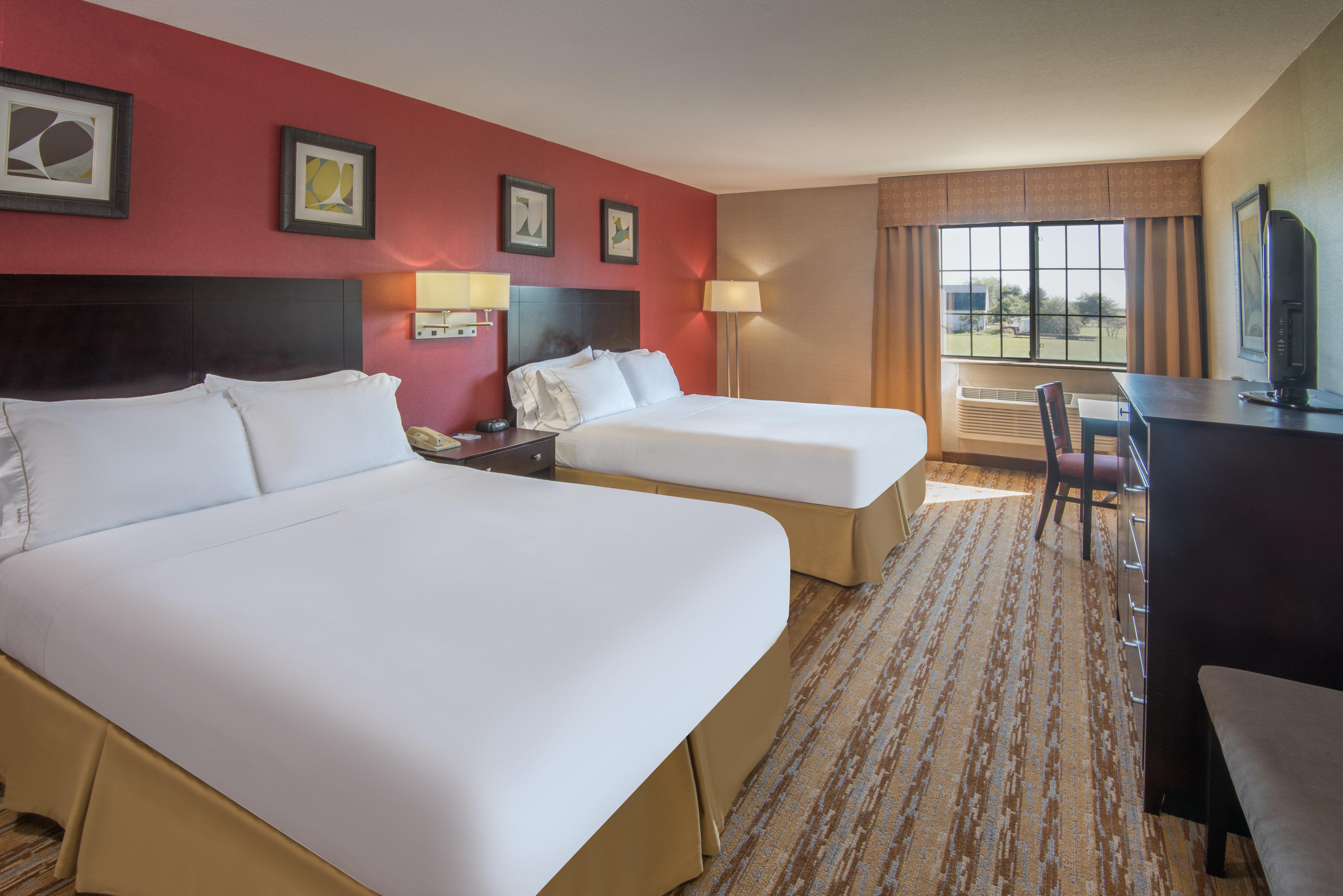 Holiday Inn Express Hotel & Suites Wauseon By Ihg Dış mekan fotoğraf