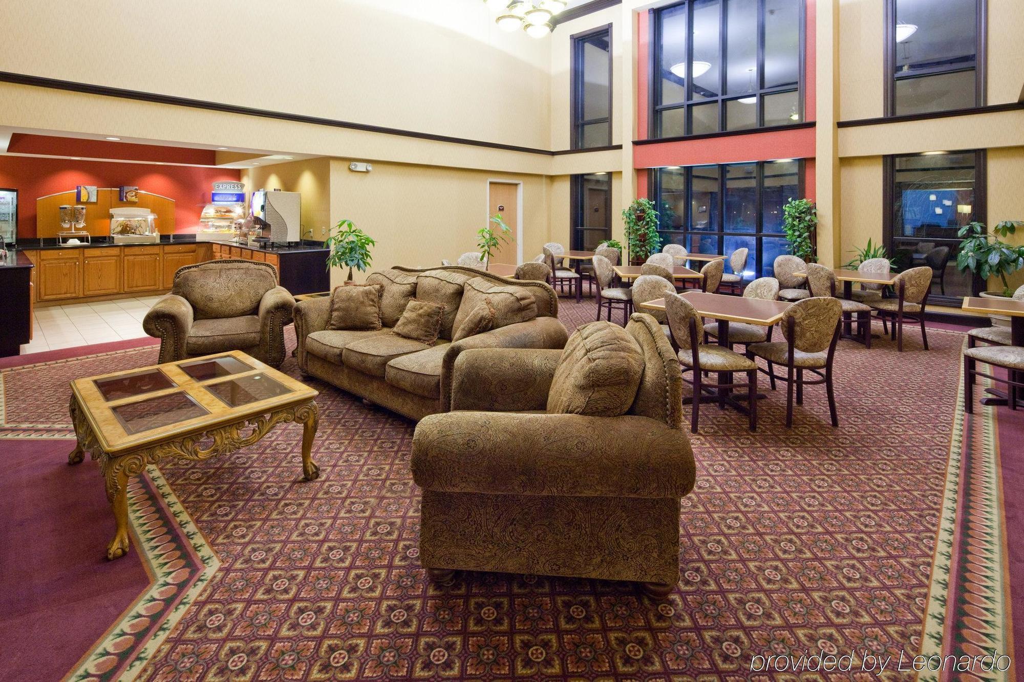 Holiday Inn Express Hotel & Suites Wauseon By Ihg Dış mekan fotoğraf